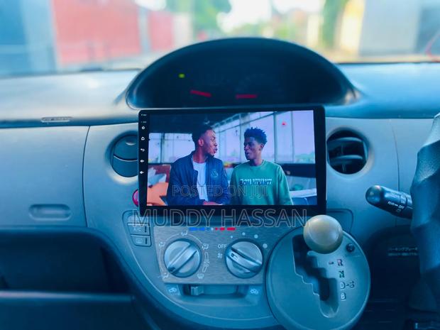 Toyota Sienta 2006 Silver