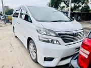 Toyota Alphard 2.4 Hybrid AWD 2009 White for sale
