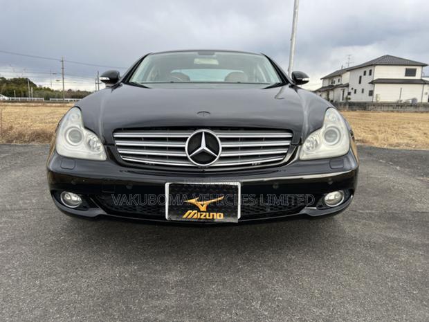 Mercedes-Benz CLS 2005 Black