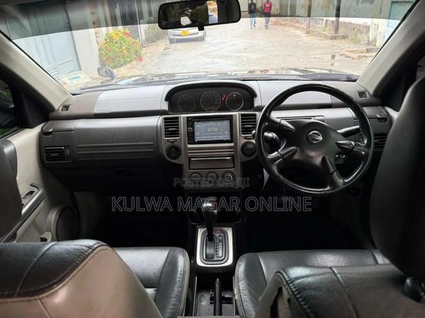Nissan X-Trail 2005 Black