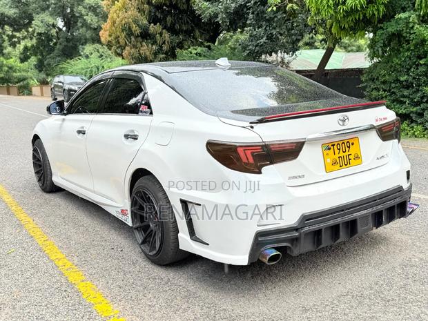 Toyota Mark X 2012 White