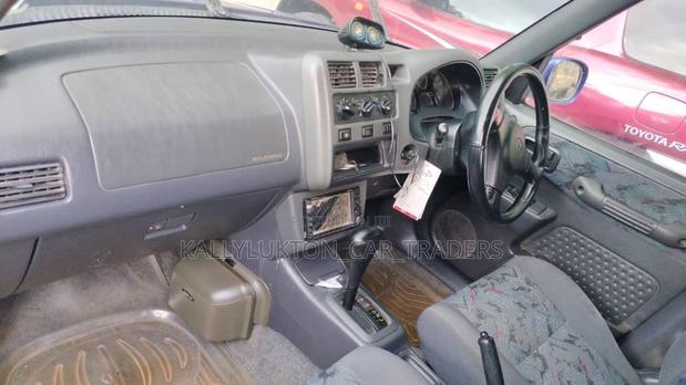 Toyota RAV4 1999 Blue