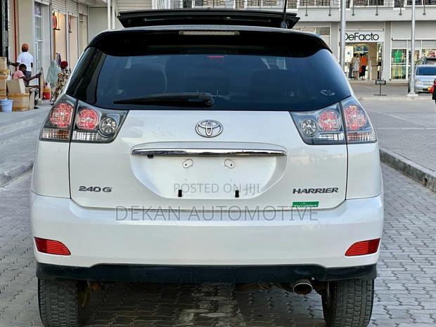 Toyota Harrier 2.4 2006 White