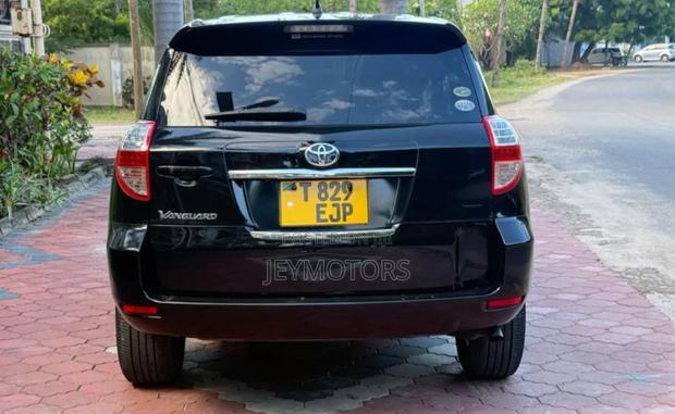 Toyota Vanguard 2009 Black