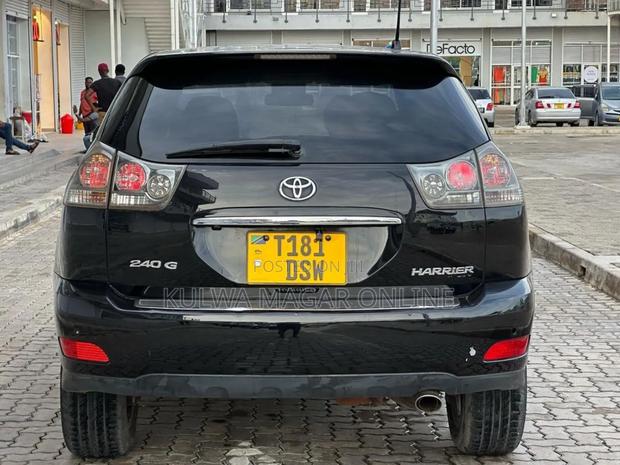 Toyota Harrier 2005 Black