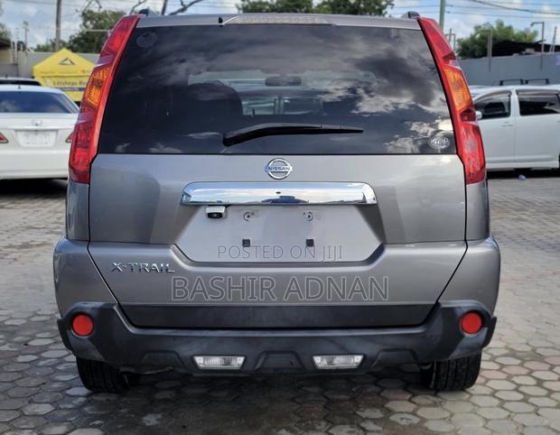 Nissan X-Trail 2.0 2008 Gray