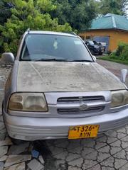 Suzuki Grand Vitara 2000 Silver for sale