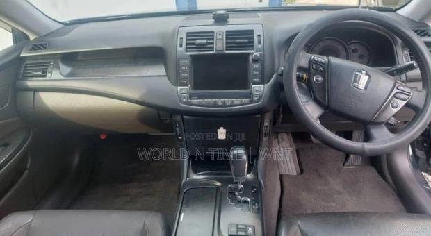 Toyota Crown 2009 Black