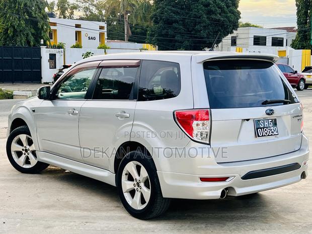 Subaru Forester 2.5X Automatic 2011 Silver