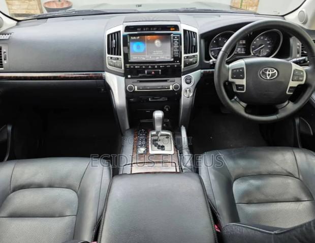 Toyota Land Cruiser 2015 Black