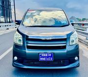 Toyota Noah 2.0 143hp AWD (7 Seater) 2009 Gray for sale