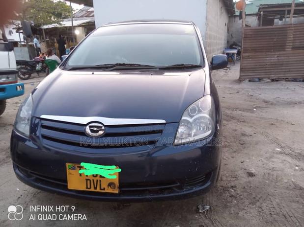 Toyota Corolla Spacio 2005 Blue