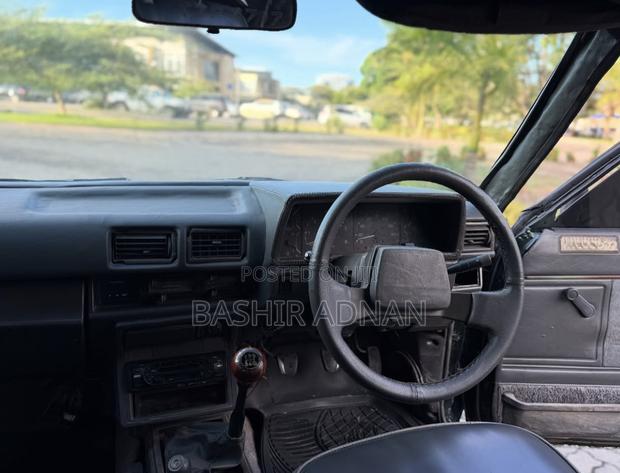 Toyota Hilux 2000 Green