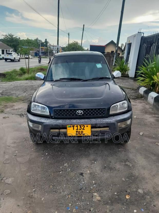 Toyota RAV4 2005 Black