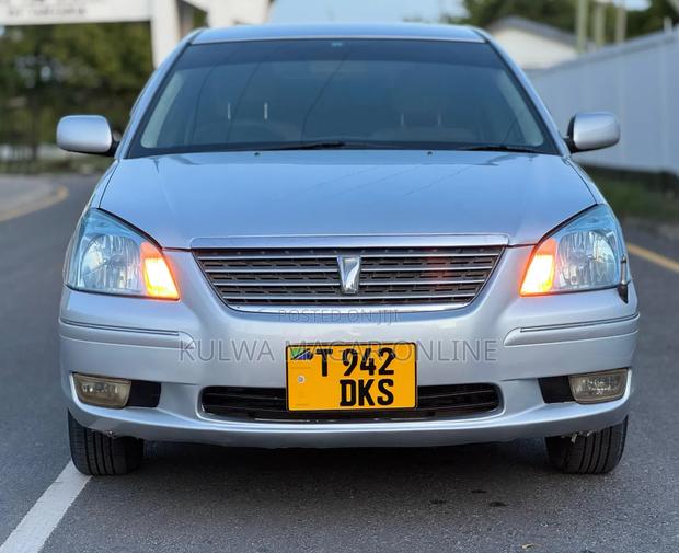 Toyota Premio 2005 Silver