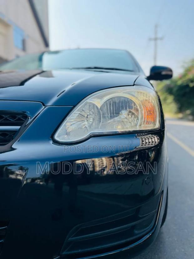 Toyota Corolla RunX 2005 Black