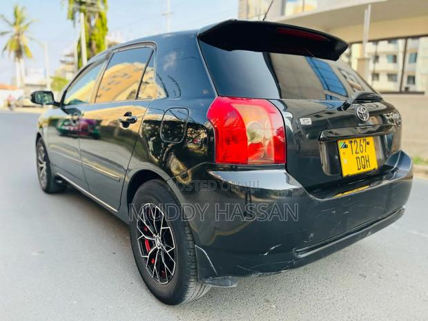 Toyota Corolla RunX 2005 Black