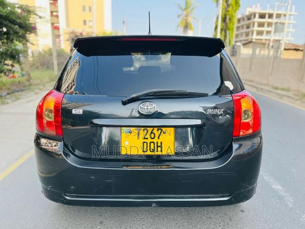 Toyota Corolla RunX 2005 Black