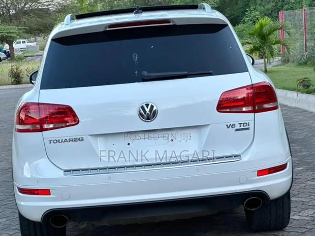 Volkswagen Touareg 2014 White