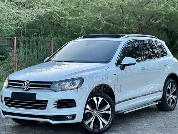 Volkswagen Touareg 2014 White