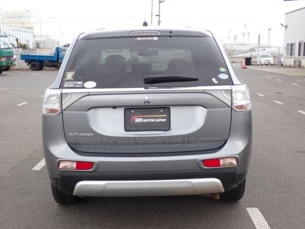 Mitsubishi Outlander 2014 Gray