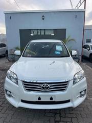Toyota Vanguard 2011 Pearl for sale