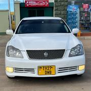 Toyota Crown 2009 White for sale