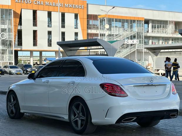 Mercedes-Benz C-Class 2014 White