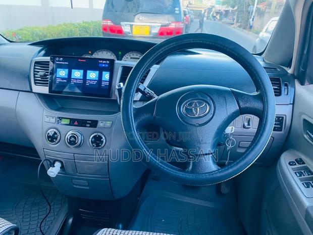 Toyota Noah 2008 Silver