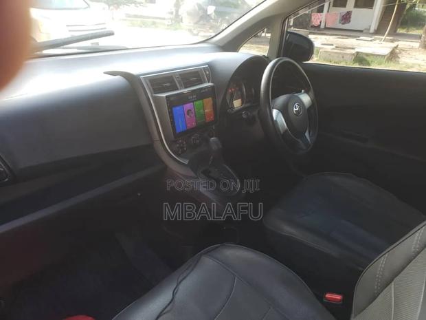 Toyota Rush 1.5 AWD 2008 Silver
