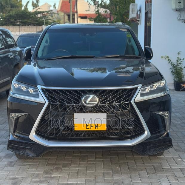 Lexus LX 570 AWD 2016 Black