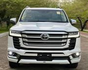 Toyota Land Cruiser 2022 White for sale