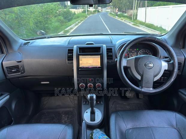 Nissan X-Trail 2011 Black