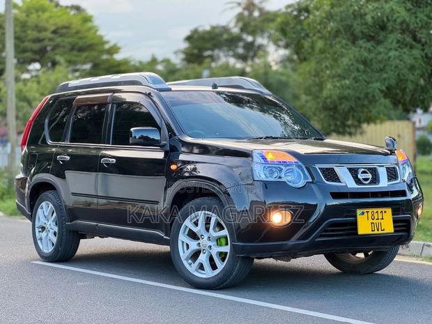 Nissan X-Trail 2011 Black