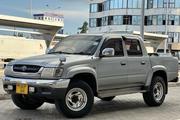 Toyota Hilux 2004 Gray for sale