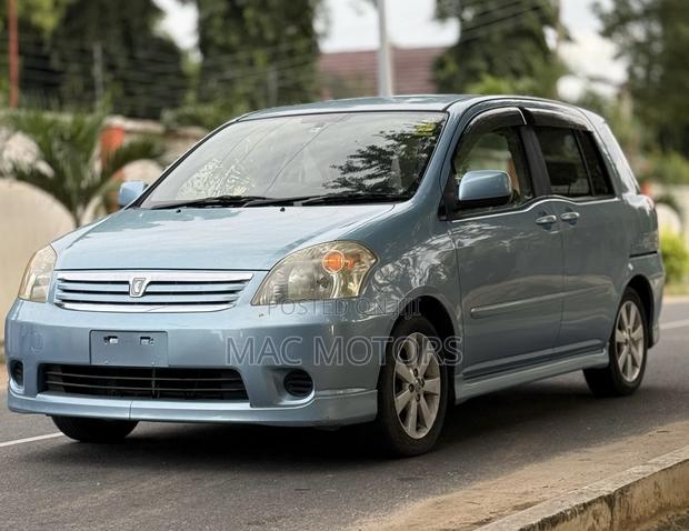Toyota Raum 1.5 FWD 2006 Blue