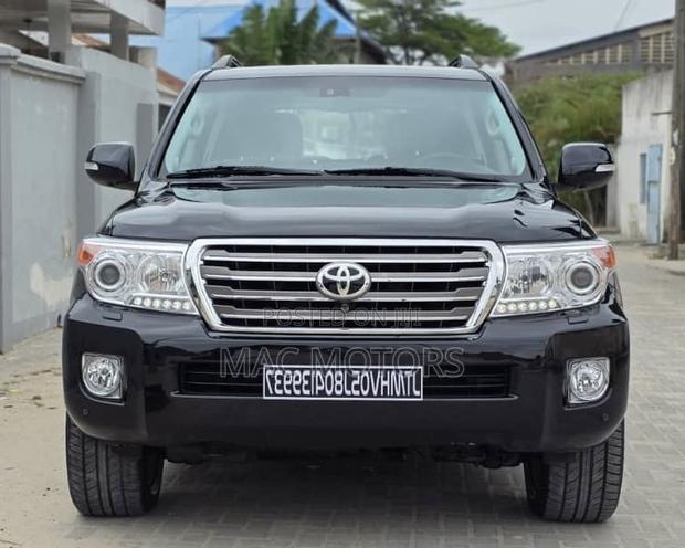 Toyota Land Cruiser 4.5 V8 VXR 2015 Black