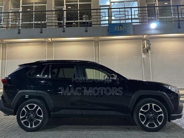 Toyota RAV4 Adventure AWD 2020 Black