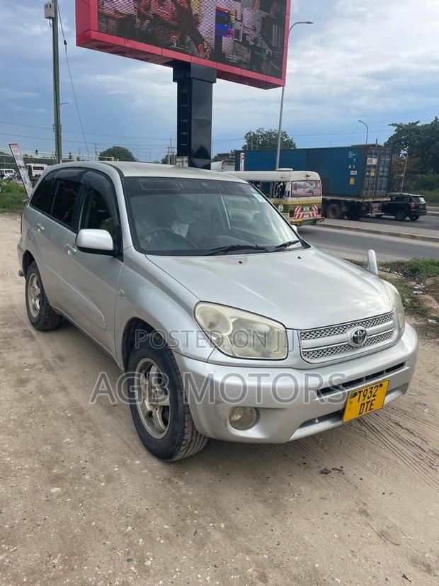 Toyota RAV4 2005 Silver