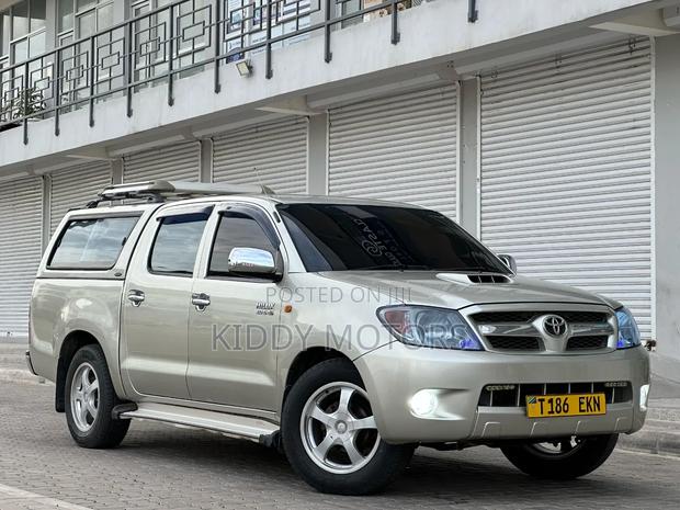 Toyota Hilux 2.5 Cab 2005 Silver