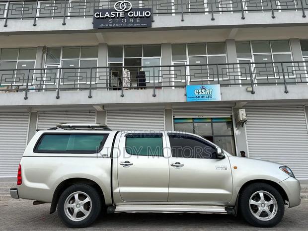 Toyota Hilux 2.5 Cab 2005 Silver
