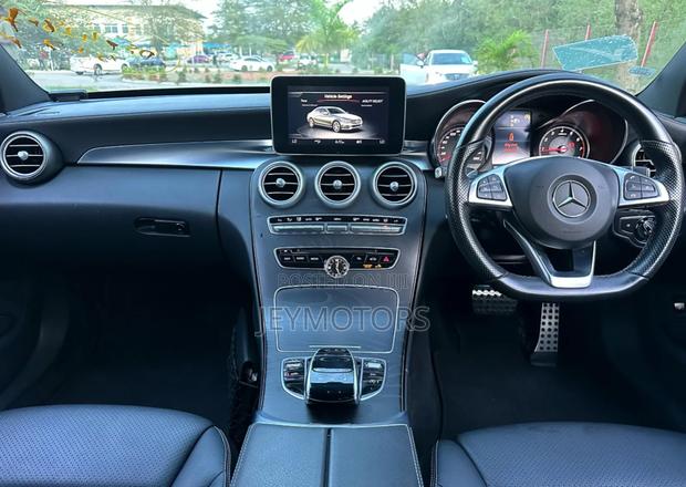 Mercedes-Benz C-Class 2015 Black
