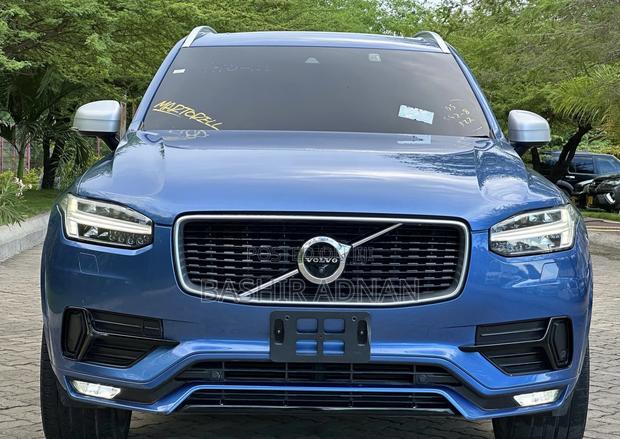 Volvo XC90 T6 R-Design AWD 2018 Blue