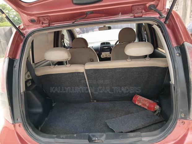 Toyota Passo 2005 Purple