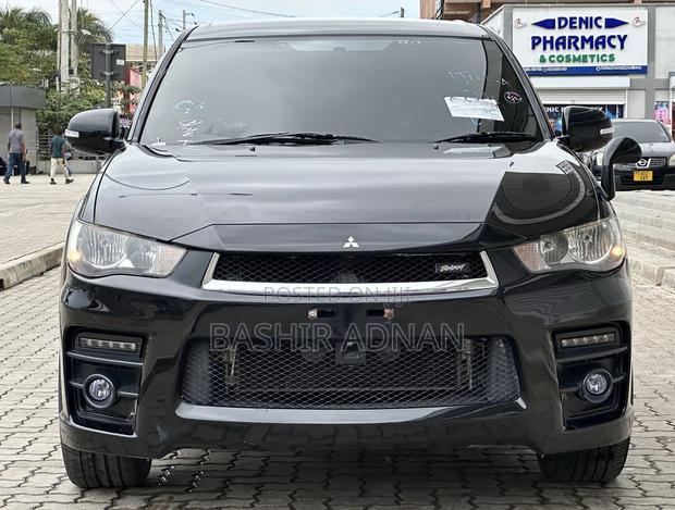 Mitsubishi Outlander 2011 Matt Black