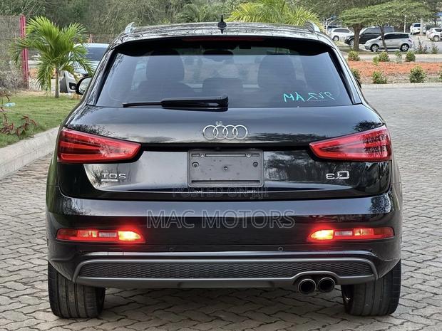 Audi Q3 2013 Black