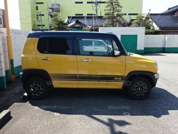 Suzuki Hustler 2016 Yellow