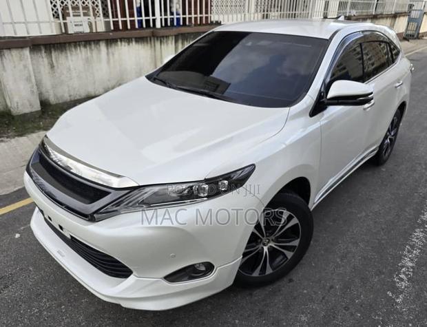 Toyota Harrier 2.0 4WD 2016 White