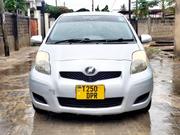 Toyota Vitz 2005 Silver for sale
