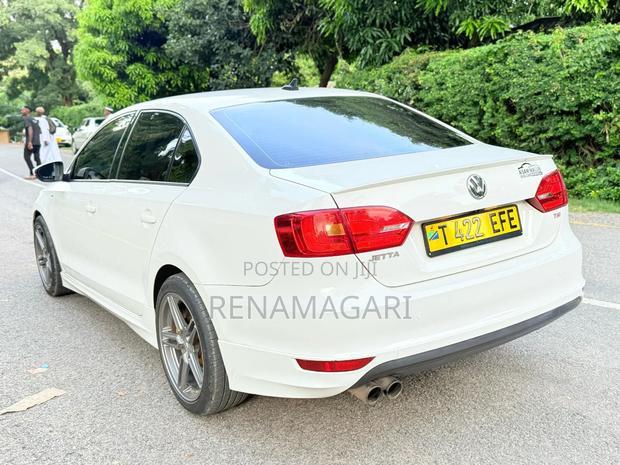Volkswagen Jetta 2013 White